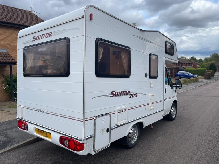 Elddis Suntor 200 Motorhome 5.4m in length, u shaped lounge