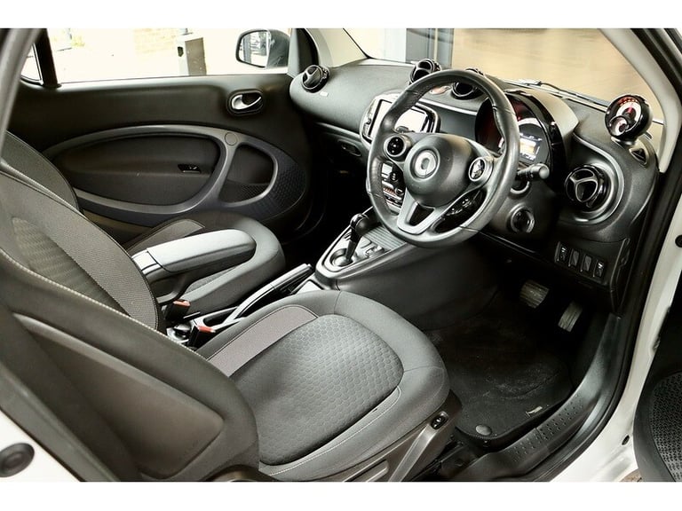 2021 smart fortwo 60kW EQ Passion Advanced 17kWh 2dr Auto [22kWCh] COUPE ELECTRIC Automatic