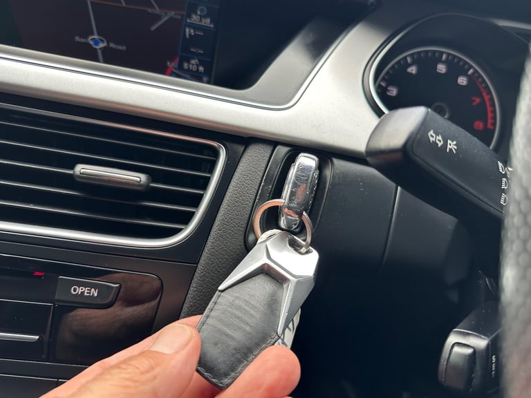 2015 Audi A4 1.8 TFSI S line Euro 6 (s/s) 4dr (Nav) SALOON Petrol Manual