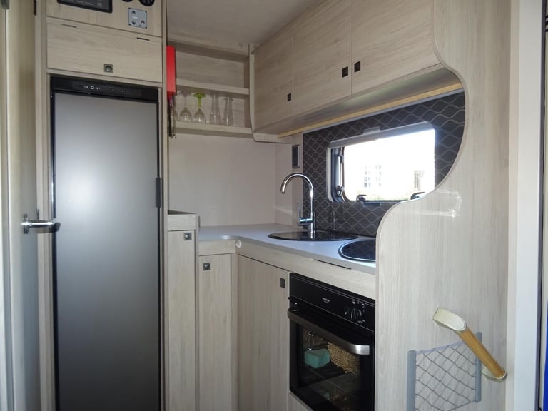 Auto-Trail F-Line F62 4 Berth 2023 