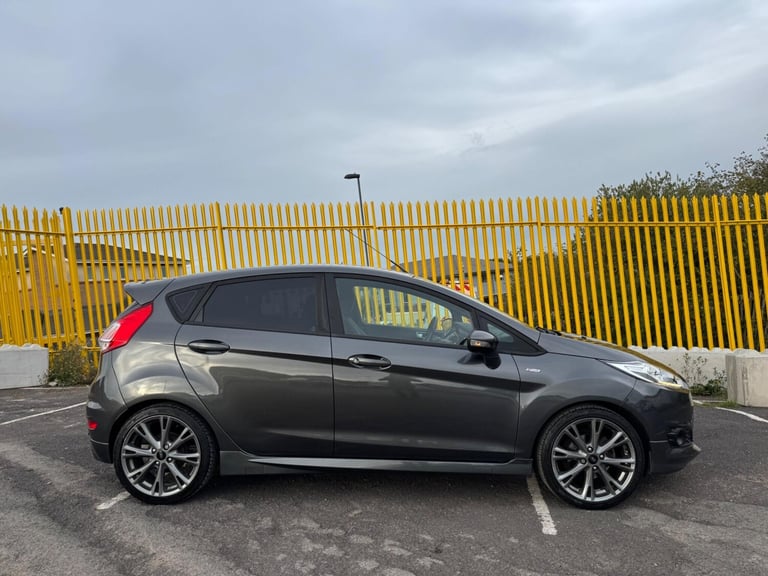 2016 Ford Fiesta 1.0T EcoBoost ST-Line Euro 6 (s/s) 5dr HATCHBACK Petrol Manual