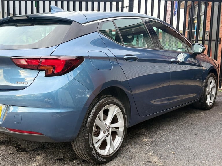 2016 Vauxhall Astra 1.4i Turbo SRi Nav Euro 6 5dr HATCHBACK Petrol Manual