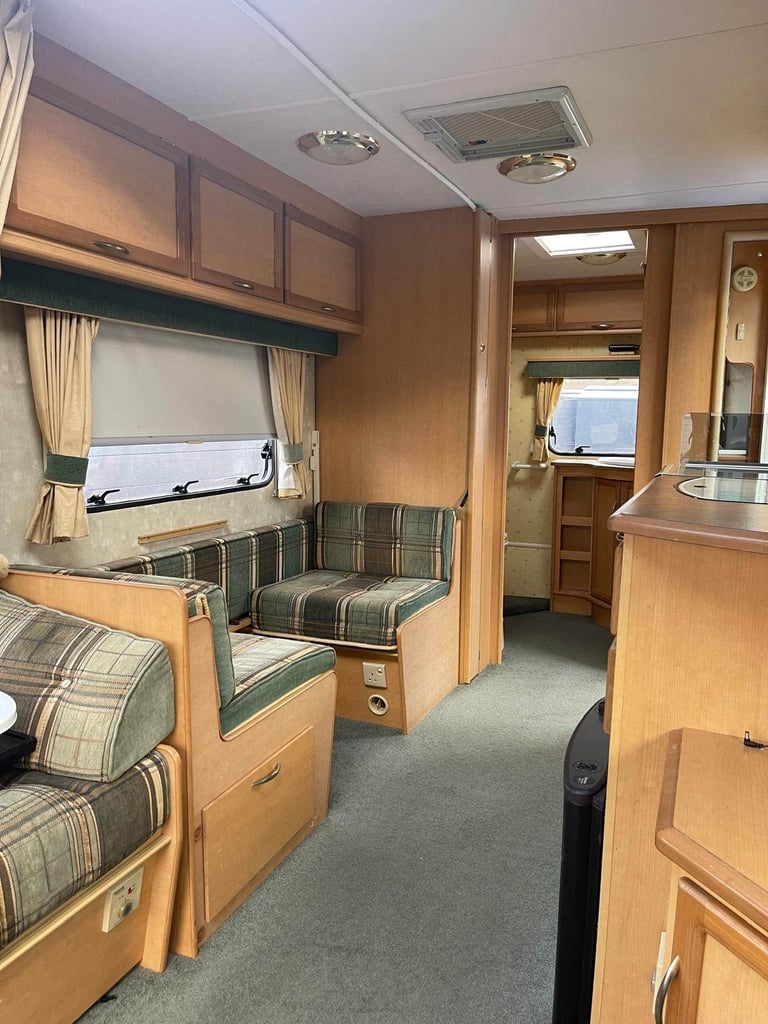 2003 Abbey Freestyle 520L SE – 4 Berth Caravan & Awnings