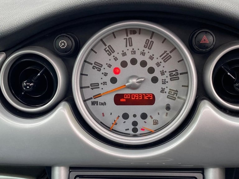 2002 MINI Hatch 1.6 One 3dr HATCHBACK PETROL Manual