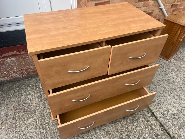 image for Quality solid chest of drawers. Can deliver. 