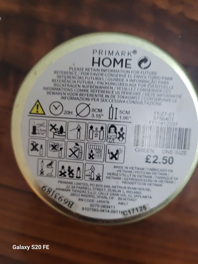 Primark Home Tahitian Vanilla Scented Candle in Tin - Green Cactus Design, 20 Hours