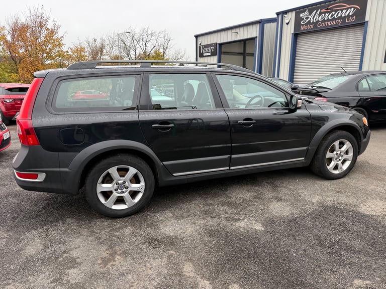 2008 Volvo XC70 2.4 D5 diesel estate automatic 176,000 Miles ex condition 