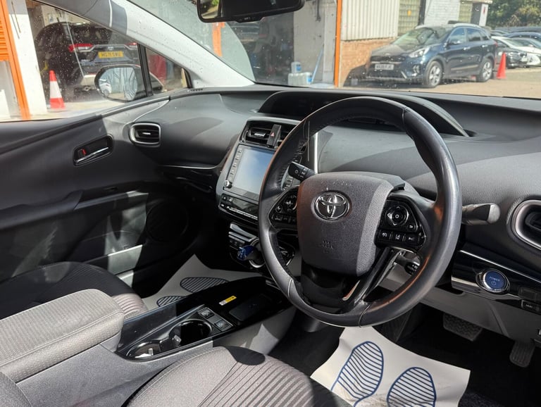 2022 Toyota Prius 1.8 VVTi Business Edition Plus 5dr CVT HATCHBACK PETROL/ELECTRIC Automatic