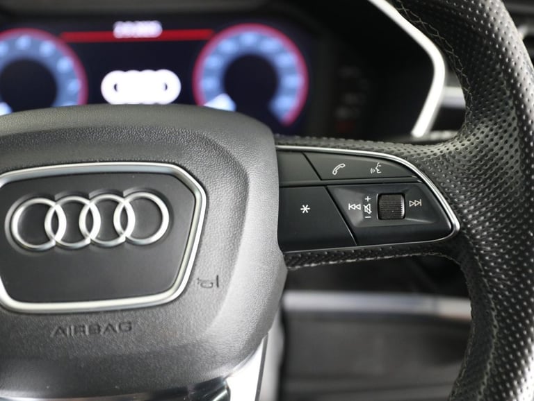 2022 Audi Q3 1.5 TFSI CoD 35 Black Edition SUV 5dr Petrol Manual Euro 6 (s/s) (150 ps) Petrol Manual