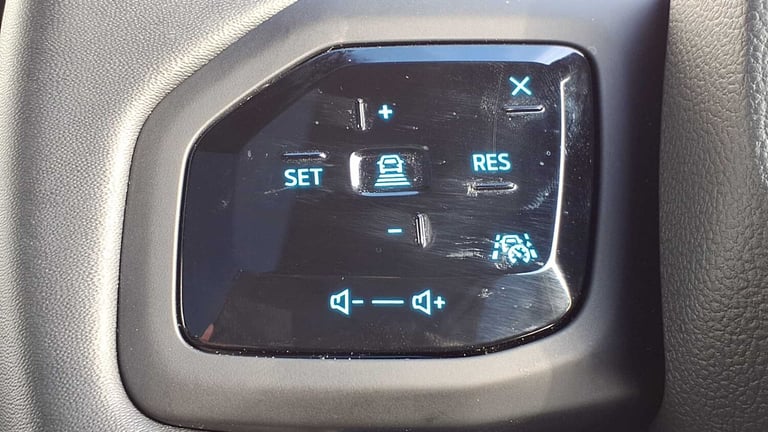  Ford Explorer 210kW Premium 77kWh 5dr Auto SUV Electric Automatic