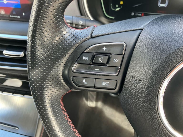 2022 MG MG HS EXCITE ESTATE Petrol Manual