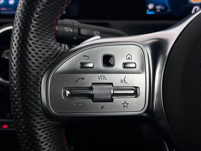 2019 Mercedes-Benz A-Class A180d AMG Line Executive 5dr Auto HATCHBACK DIESEL Automatic