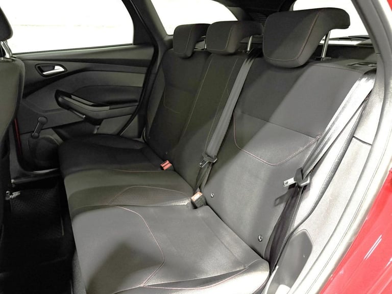 2016 Ford Focus 1.5 TDCi EcoBoost ST-Line Estate 5dr Diesel Manual Euro 6 (s/s) (120 ps) Estate D...