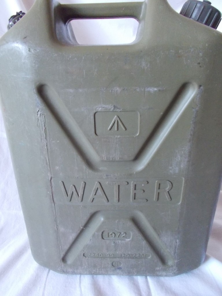 British Army Indestructible camper camping Water container 20 litre
