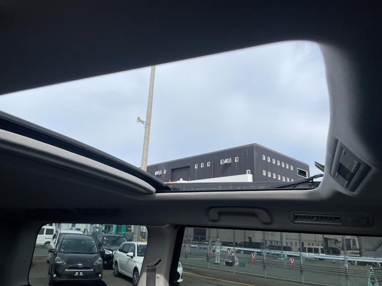 2007 TOYOTA ALPHARD CAMPER VAN,MOTORHOME~~OFF GRID SOLAR~~FRIDGE/FREEZER~ULEZ 