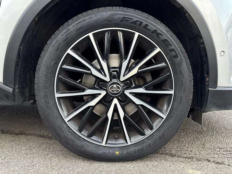 2019 Toyota C-HR 1.2T Excel 5dr (Leather) SUV Petrol Manual