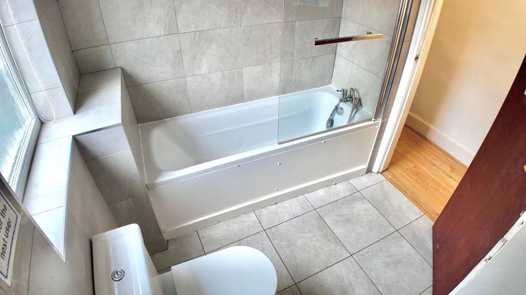 (Not a studio)Double room including bills for single occupancy Postcode LU3 1DJ