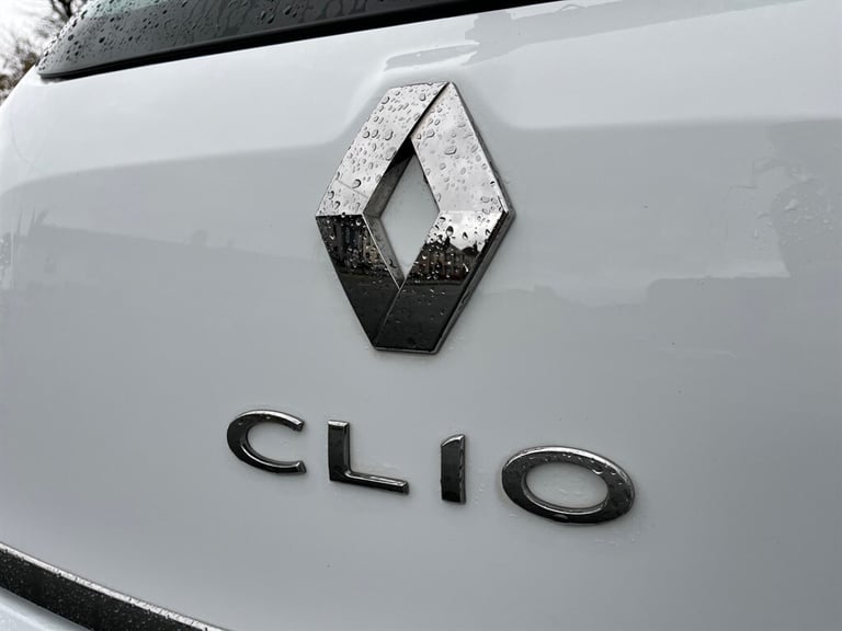 2018 Renault Clio PLAY DCI Hatchback Diesel Automatic