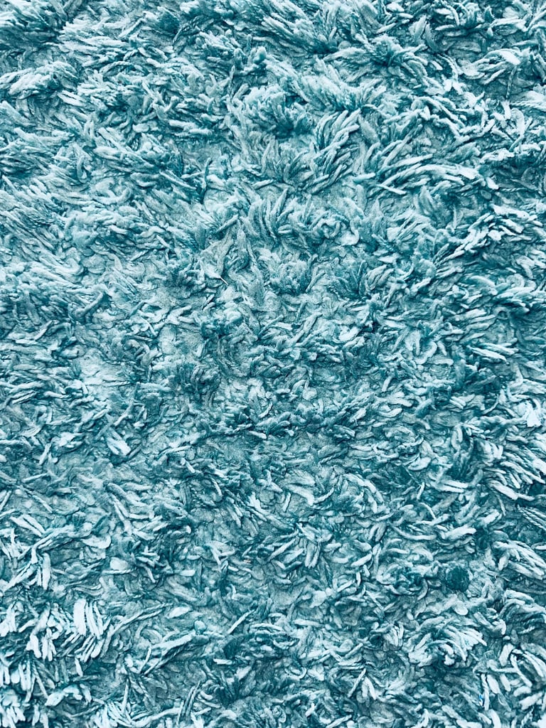 Shaggy pile rug 