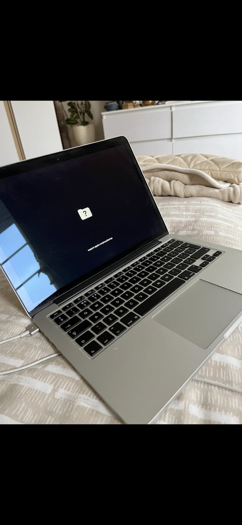 image for MacBook Pro 2014 13” i5 2.6ghz 8gb RAM 128GB