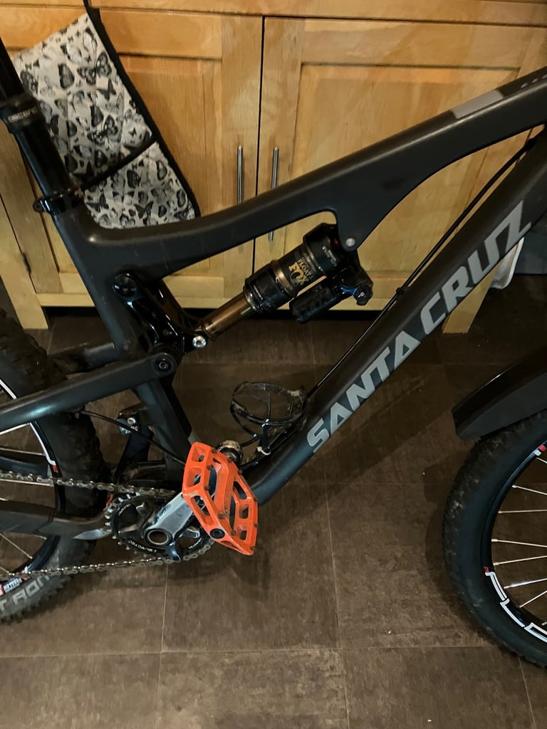 Mountain bike - carbon frame 