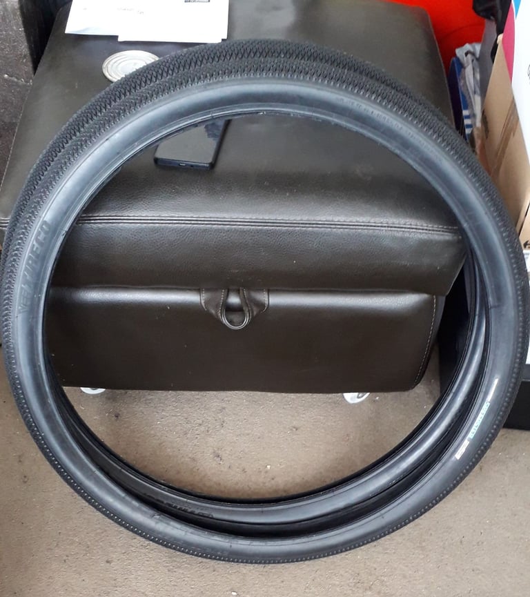 image for ONE PAIR OF VEE SPEEDSTER 26X2.00 TYRES NEW & UNUSED