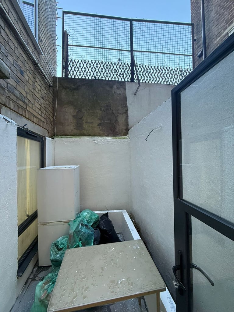 (BENEFIT ACCEPTED) - Modern 2-Bed Flat on Green Lanes N16 9NH – £2,150 p/m