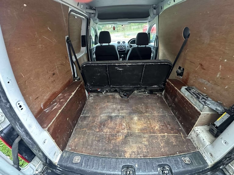 VW caddy 1.6 tdi 5 seater 