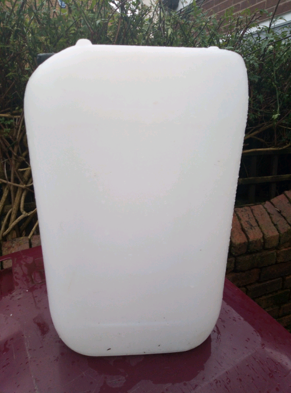 25ltr water containers 2/6/23