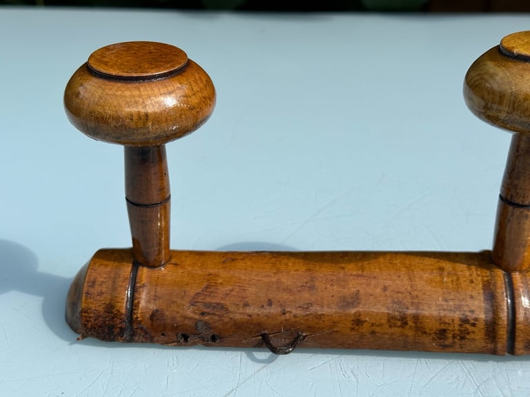 VINTAGE FRENCH FAUX BAMBOO COAT RACK, COAT HOOKS, HAT RACK, FOUR HOOK - L51.5cm - WILL POST!