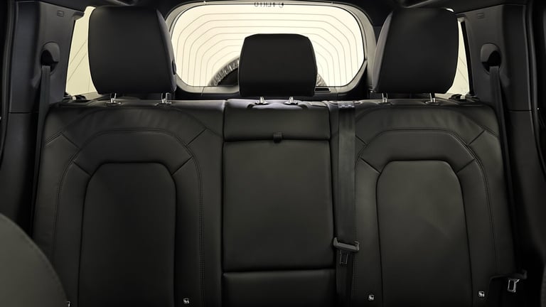 2025 Land Rover Defender 3.0 D350 X-Dynamic HSE 110 5dr Auto ESTATE DIESEL Automatic