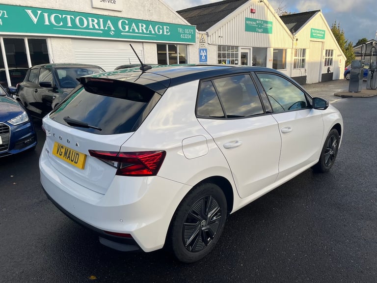 2022 (72) Skoda Fabia Colour Edition 1.0 Tsi