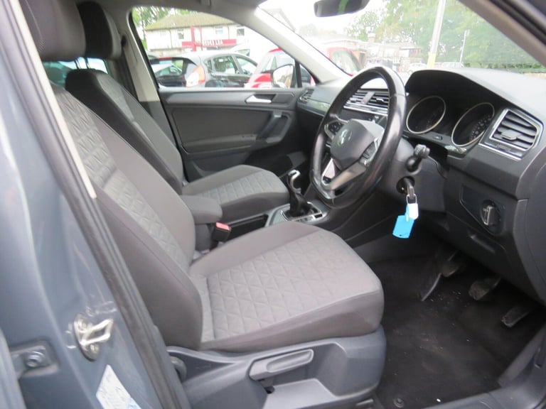 2021 Volkswagen Tiguan 1.5 TSI Life Euro 6 (s/s) 5dr ESTATE Petrol Manual