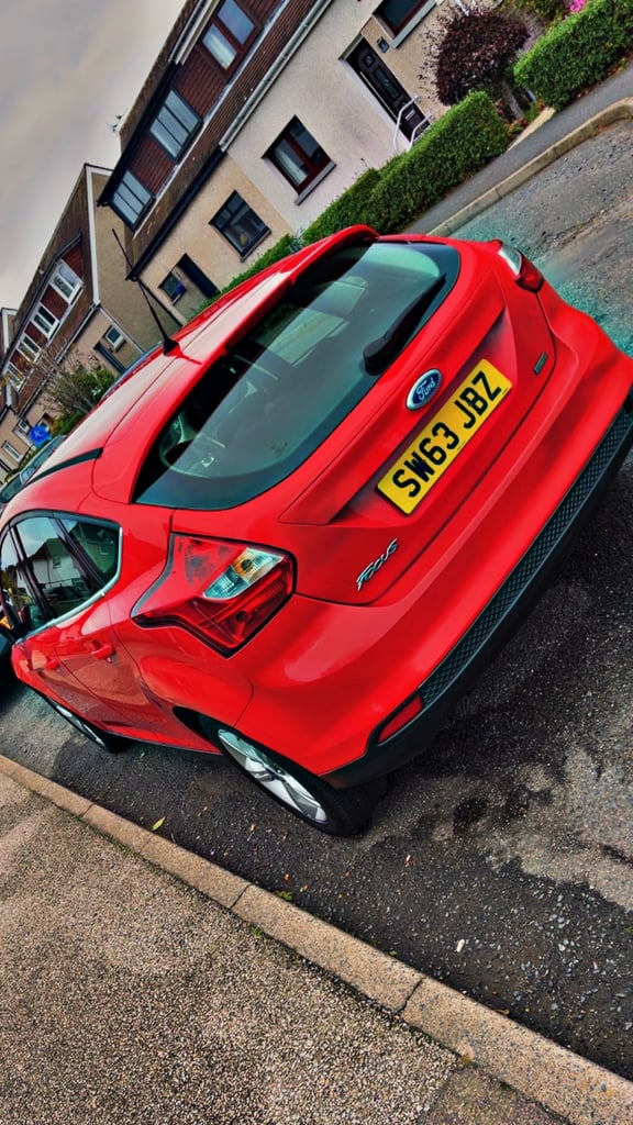 Ford, FOCUS, Hatchback, 2014, Manual, 998 (cc), 5 doors