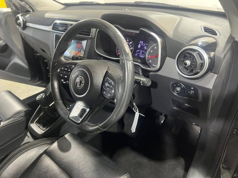 2018 MG MG ZS 1.5 VTi-TECH Exclusive SUV 5dr Petrol Manual Euro 6 (s/s) (106 ps) HATCHBACK Petrol...