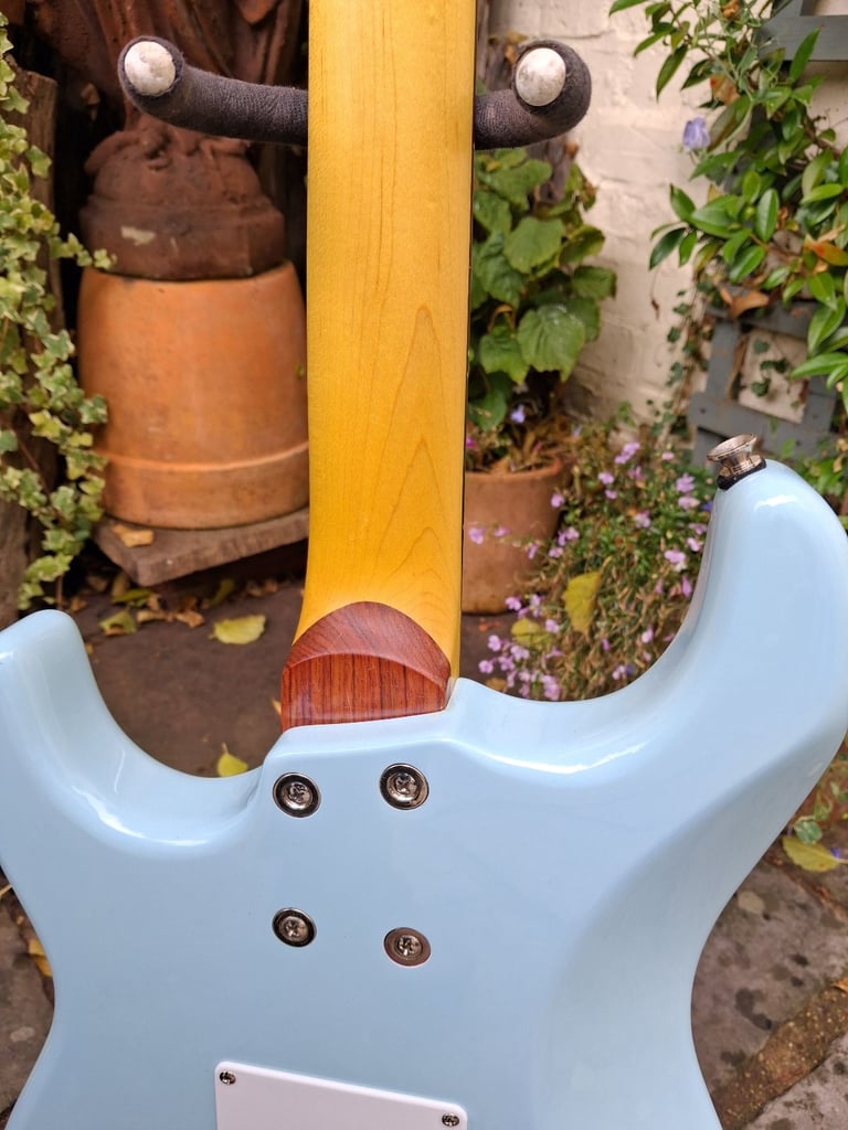 JHS Vintage Advance AV6 Laguna Blue Electric Guitar. New/old stock. Unplayed.