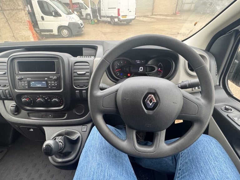 2019 Renault Trafic 1.6 dCi 29 Business Panel Van 5dr Diesel Manual LWB Standard Roof Euro 6 (1 P...