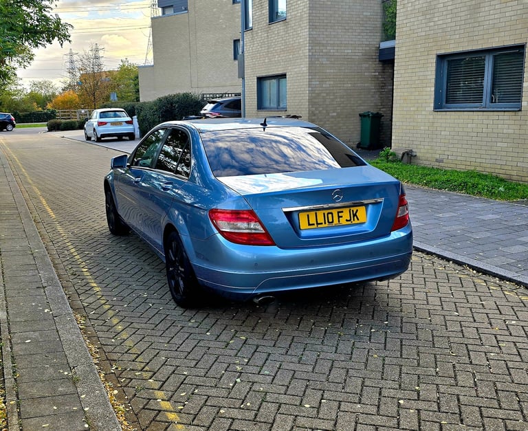 2010 Mercedes-Benz C Class C180 CGI BlueEFFICIENCY Executive LEATHER 90DAYS WARRANTY AUTO SALOON ...