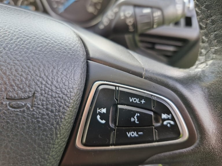 2016 Ford Grand C-MAX 1.5 TDCi Zetec MPV 5dr Diesel Manual Euro 6 (s/s) (120 ps)