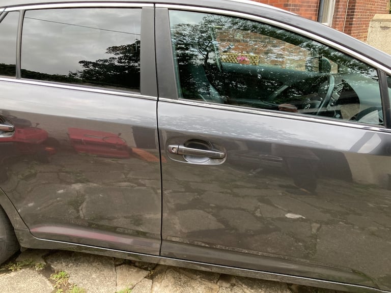 Toyota, AVENSIS, Estate, 2014, Manual, 1998 (cc), 5 doors