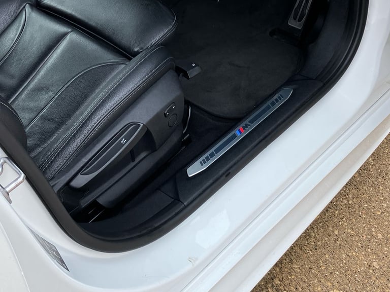 2020 BMW 1 Series 120d xDrive M Sport 5dr Step Auto Hatchback DIESEL Automatic