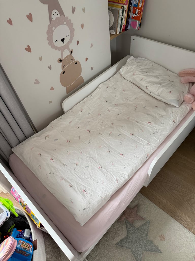 Boori Natty Cot Bed in White 