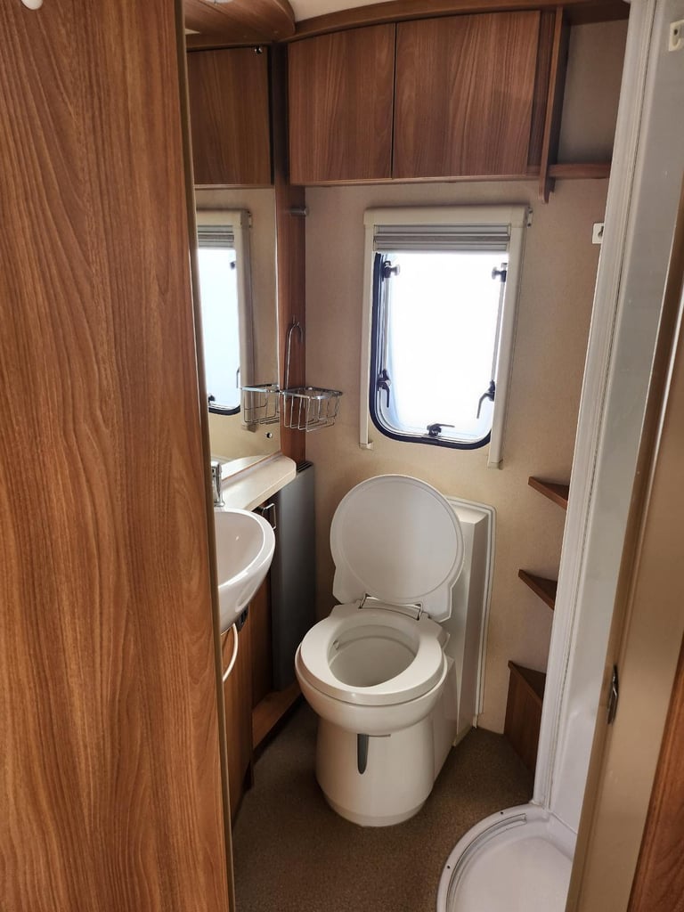 Swift Bolero 630 PR 2 Berth DIESEL MANUAL 2013/13