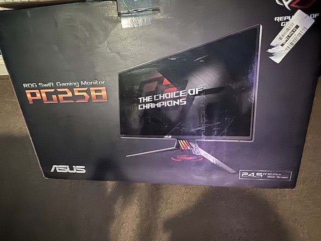 GAMING PC FOR SALE UNIT AND MONITOR