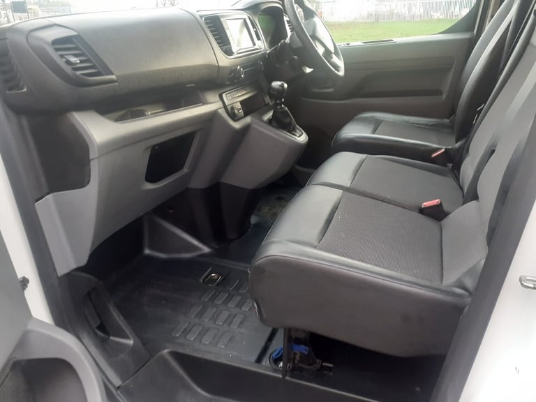 2018 Citroen Dispatch 1400 2.0 BlueHDi 120 Van Enterprise PANEL VAN Diesel Manual