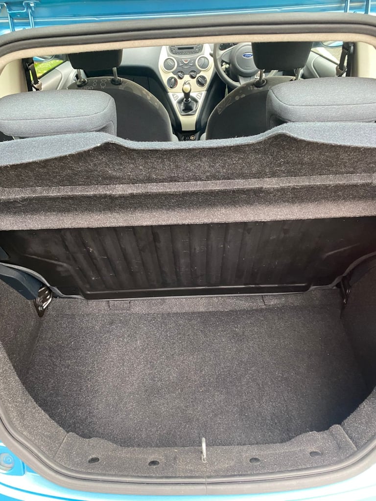 Ford, KA, Hatchback, 2014, Manual, 1242 (cc), 3 doors