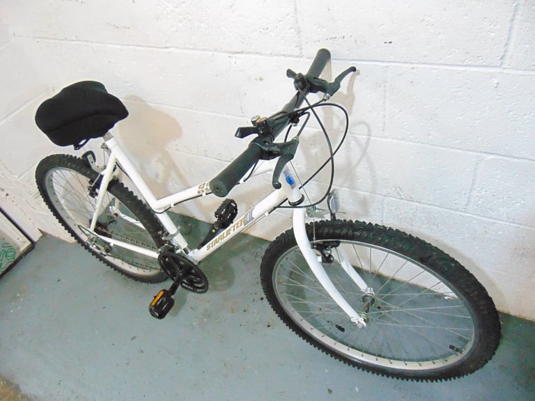 Astra Starlifter (20 inch frame) Mountain Bike (free local delivery)
