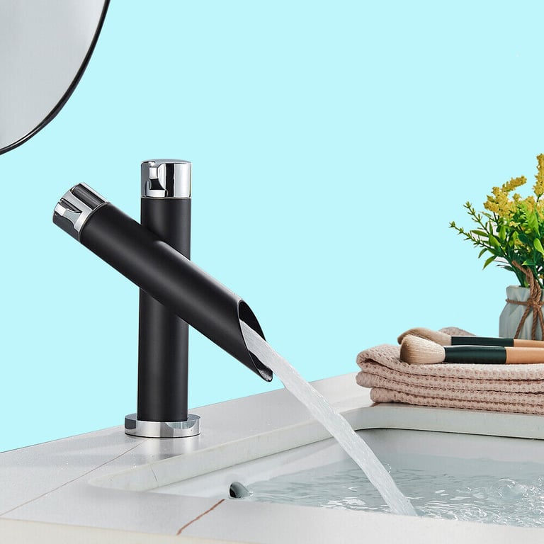 New Black Single Handle Basin Mixer Tap RRP £70 Our Price £50