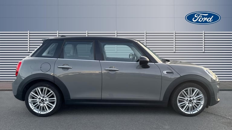 2017 MINI Hatch 1.5 Cooper 5dr Auto Petrol Hatchback Hatchback Petrol Automatic