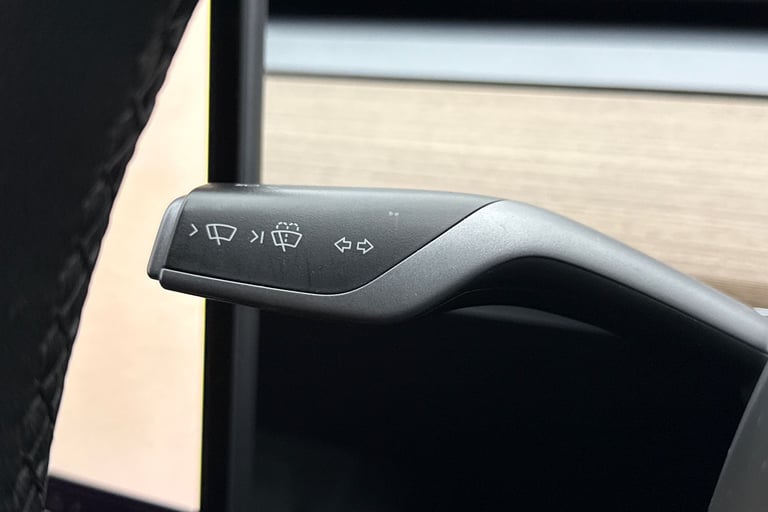 2022 Tesla Model Y Long Range AWD 5dr Auto MPV ELECTRIC Automatic